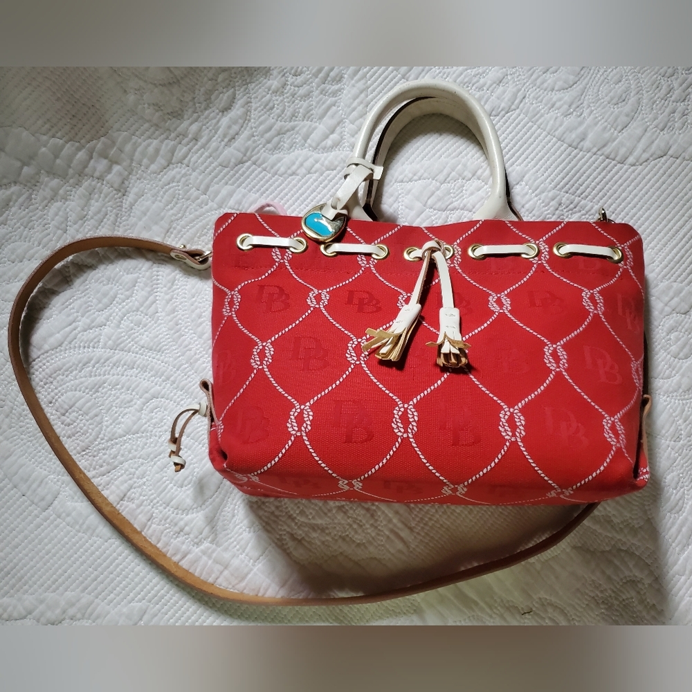 Vintage Dooney & Bourke Red White Nautical Rodeo Rope Handbag Purse. F-120